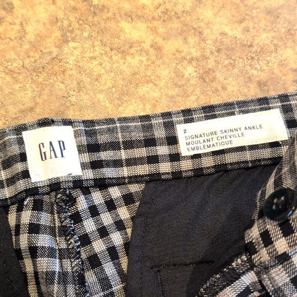 GAP Skinny Ankle Pants - Picture 3 of 5